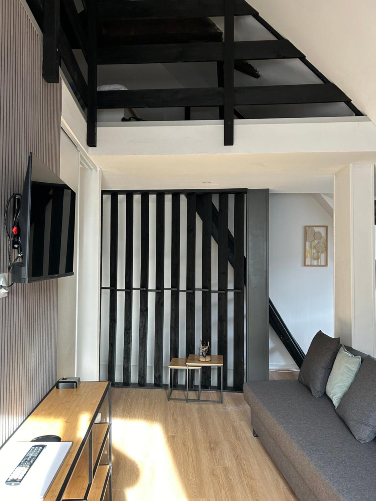 Le Repos De La Meuse Apartment จิเวต์ ภายนอก รูปภาพ